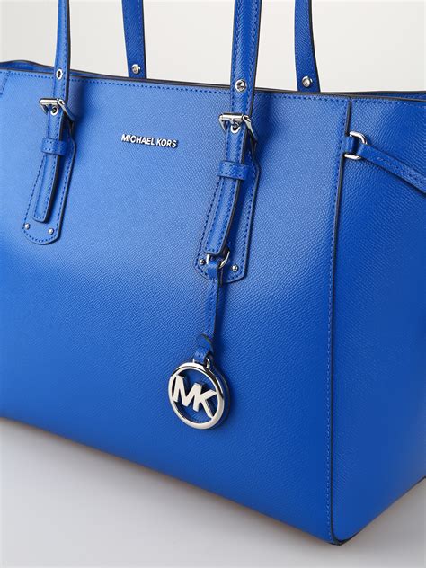 michael kors tasche blau weiß|michael kors handtasche.